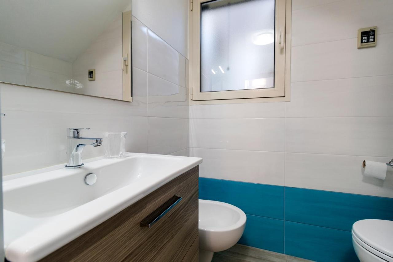 Camera Con Bagno Villa Isabel Cala Gonone Eksteriør billede